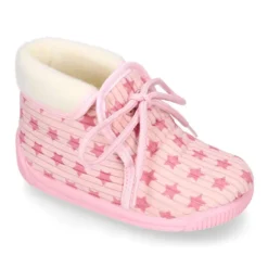 Botita casa niña cierre cordones en lana con estampado ESTRELLAS.