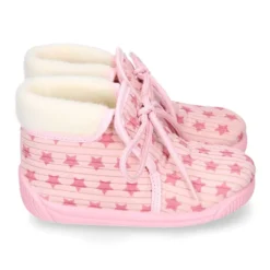 Botita casa niña cierre cordones en lana con estampado ESTRELLAS.