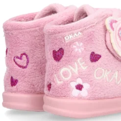 Botita casa niñas OKAA OSITO sin cordones.