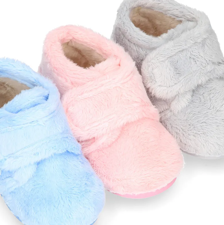 Botita casa niños sin cordones en SUAPEL suave.