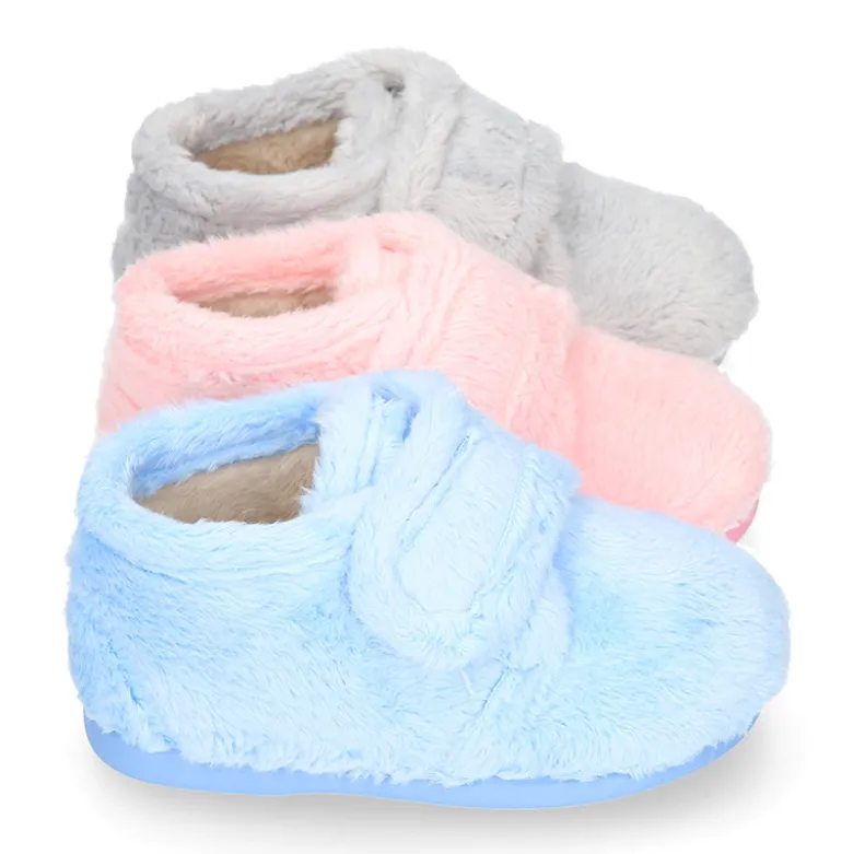 Botita casa niños sin cordones en SUAPEL suave.