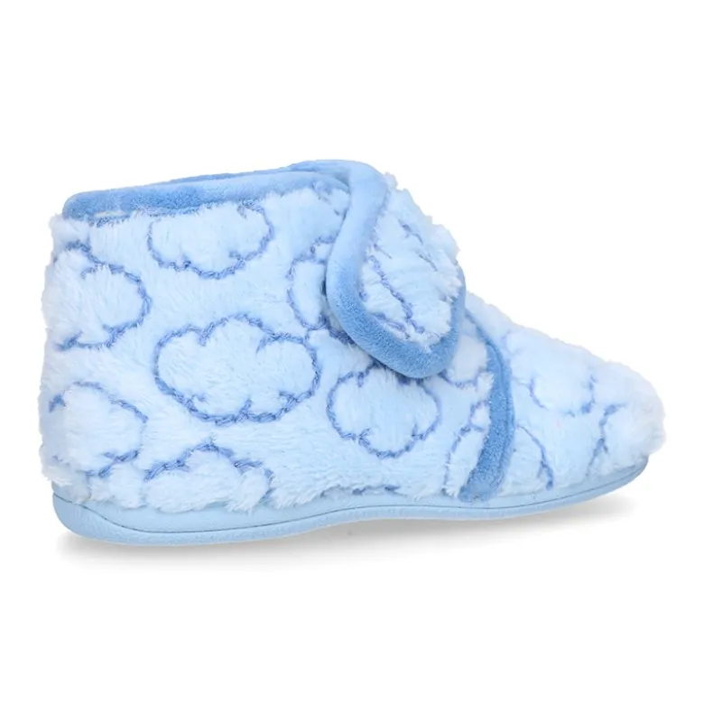 Botita casa NUBES sin cordones para peques.
