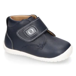 Botita casual niños OKAA FLEX sin cordones y puntera en color Azul Marino.
