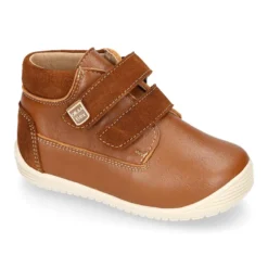 Botita casual respetuosa niños OKAA FLEX sin cordones y puntera en Piel Napa en colores OTOÑALES.