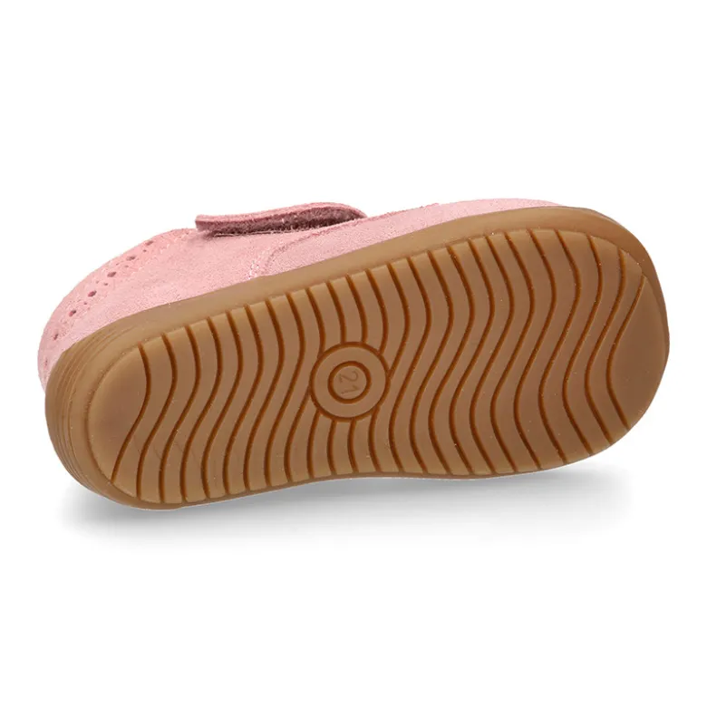 Botita casual respetuosa niños OKAA FLEX sin cordones, picados y forro de lana en Piel Serraje ROSA.