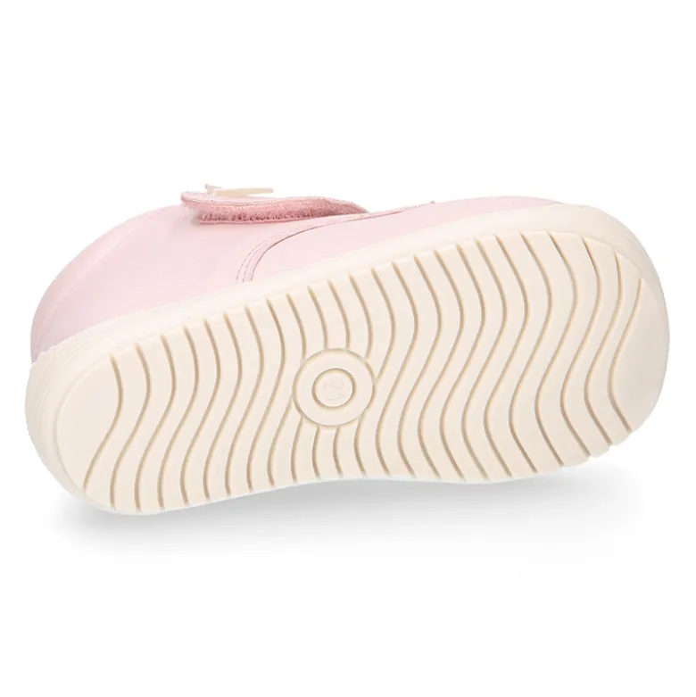 Botita casual respetuosa niños OKAA FLEX sin cordones y puntera en color ROSA.
