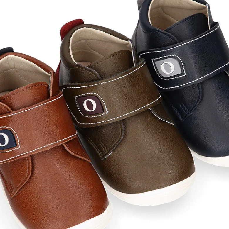 Botita casual respetuosa niños OKAA FLEX sin cordones en colores OTOÑALES.