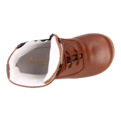 Botita clásica niña tipo Pascuala con cordones en piel CUERO.