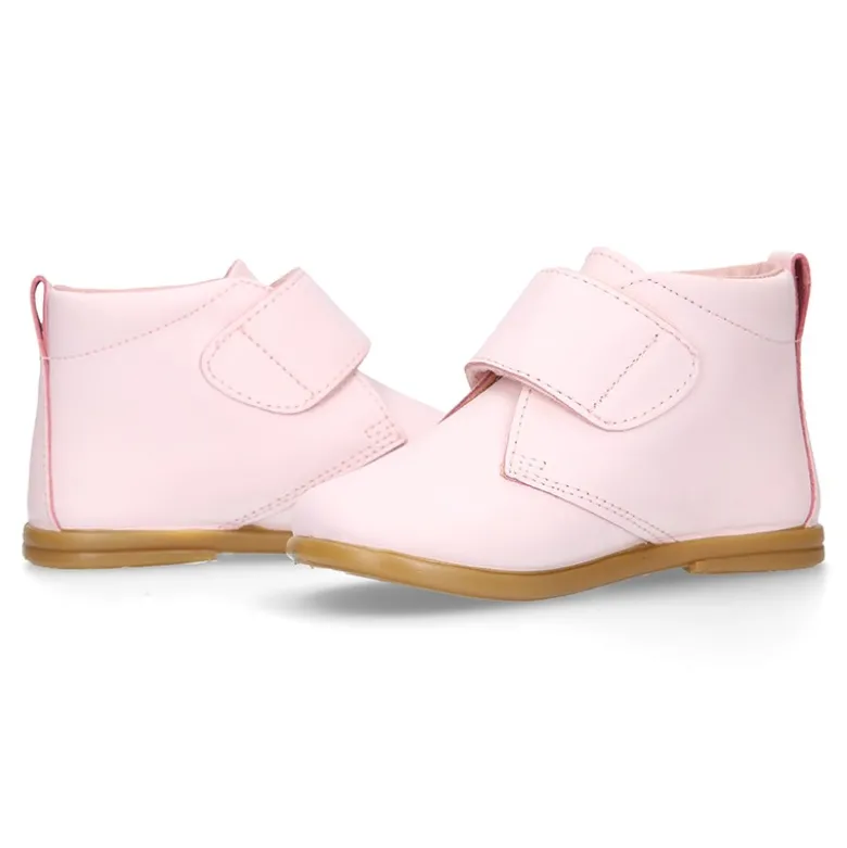 Botita colegial niña y primeros pasos sin cordones en piel ROSA.