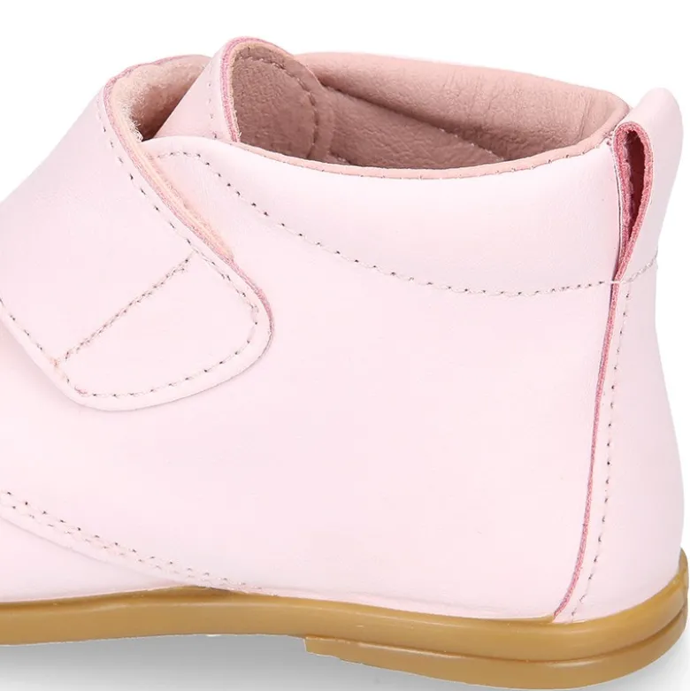 Botita colegial niña y primeros pasos sin cordones en piel ROSA.