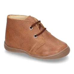 Botita con puntera, talonera y cordones en piel para pequeños.