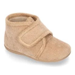 Botita de casa niños sin cordones en pana fina.