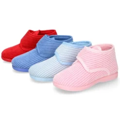 Botita de casa niños sin cordones pana fina.