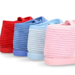 Botita de casa niños sin cordones pana fina.