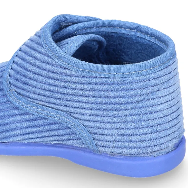 Botita de casa niños sin cordones pana fina.