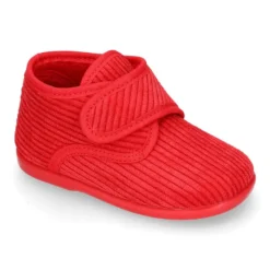 Botita de casa niños sin cordones pana fina.