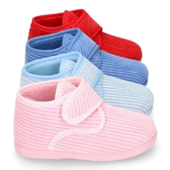 Botita de casa niños sin cordones pana fina.