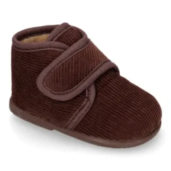 Botita de casa niños sin cordones pana fina.