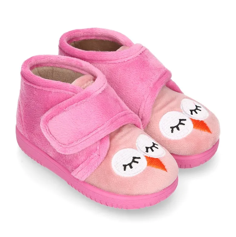 Botita de casa sin cordones BUHITO en lana.