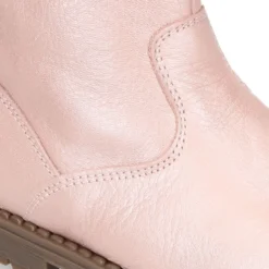 Botita niña con cremallera y cuello de pelo en piel PERLADA.
