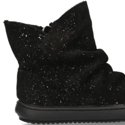 Botita niña en piel serraje negro con BRILLOS.