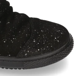 Botita niña en piel serraje negro con BRILLOS.