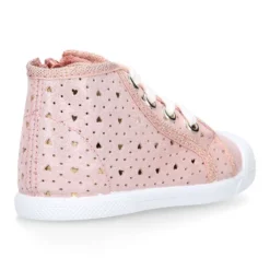 Botita niña tipo bamba con cordones y puntera en lona corazones.