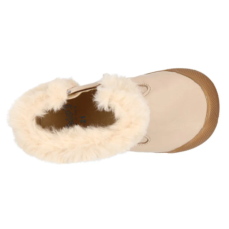Botita niños Blanditos by Crio’s con cuello de pelo en piel Napa.