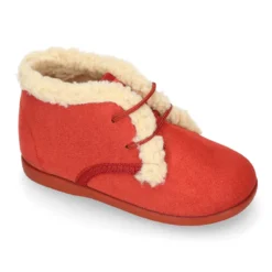 Botita niños en Serratex con diseño con BORREGO.