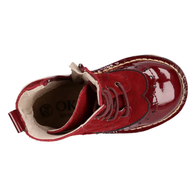 Botita niños SPORT tipo Pascuala en piel serraje combinada con charol.