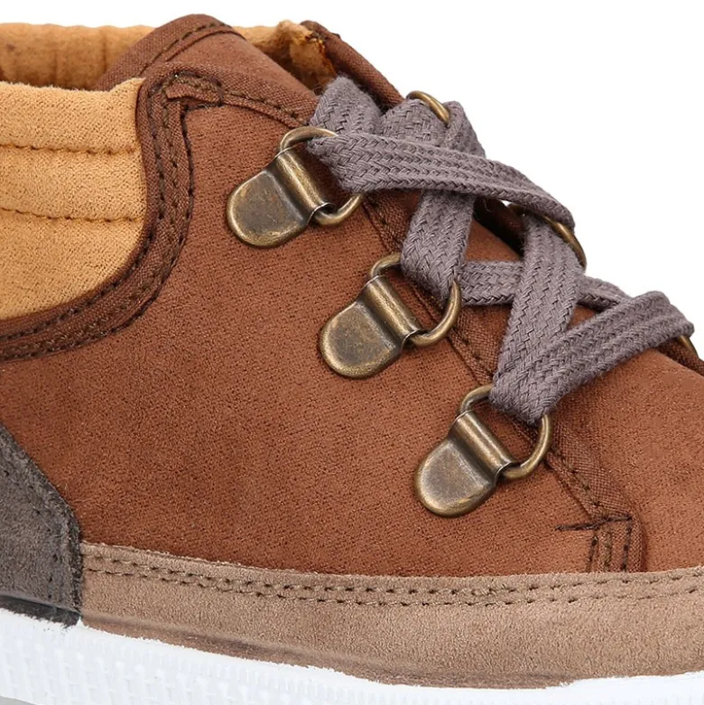 Botita niños tipo bamba estilo MONTAÑA con cordones en serratex.