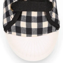 Botita niños tipo zapatilla con cordones y puntera en VICHY.