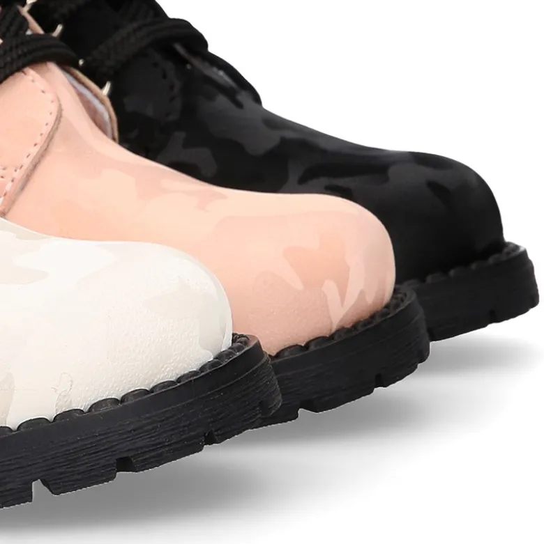 Botita ROCKERA niña cordones en piel tornasolada.