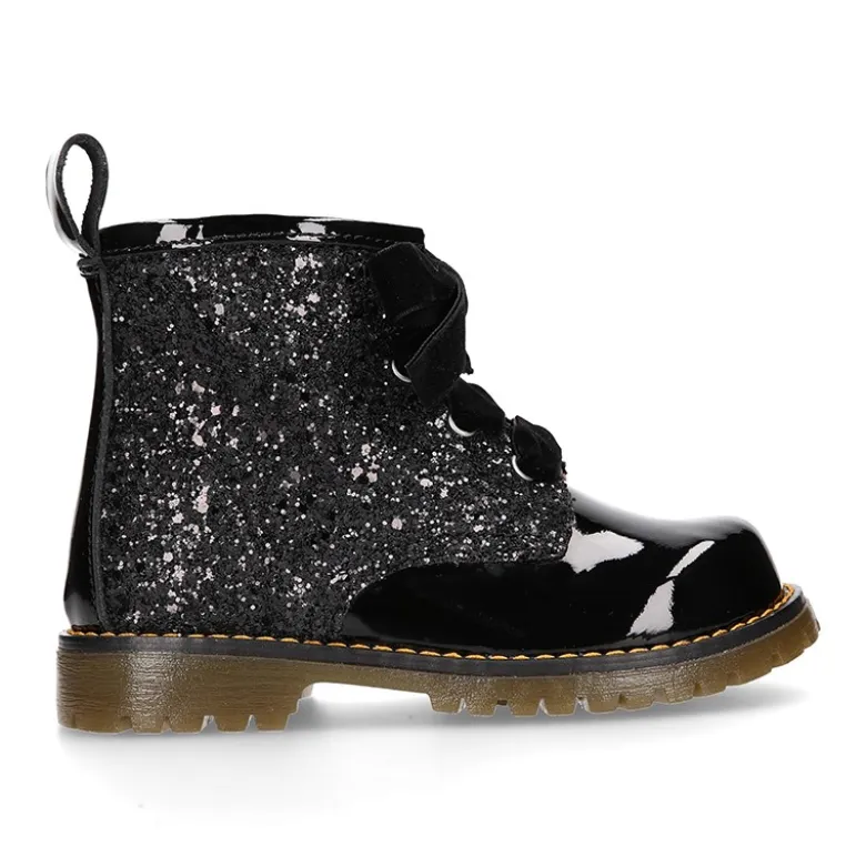 Botita rockera para niña con lazos de terciopelo en piel charol de colores con Glitter