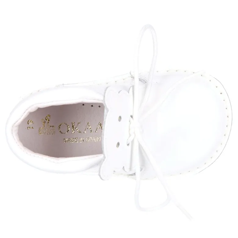 Botita Safari bebé osito con suela SUPER FLEXIBLE en piel charol BLANCO.