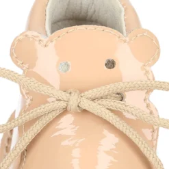 Botita Safari bebé osito con suela SUPER FLEXIBLE en piel charol colores dulces.