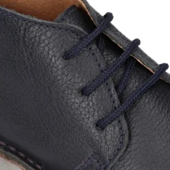 Botita safari niños con cordones en piel napa MADRAS en azul marino.