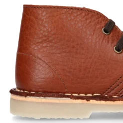 Botita safari niños para vestir con cordones en piel napa CUERO.