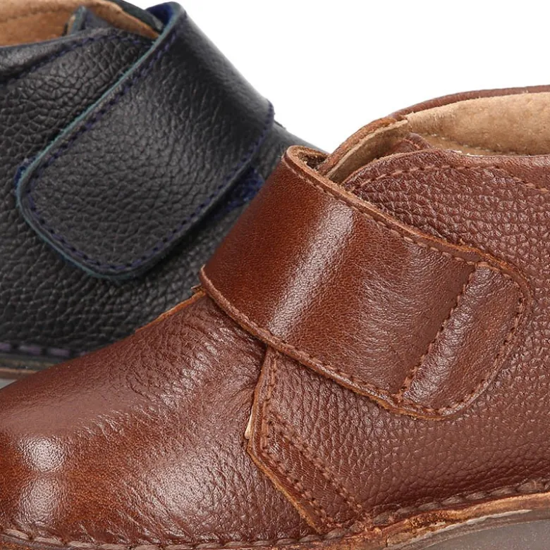Botita safari niños sin cordones en piel.