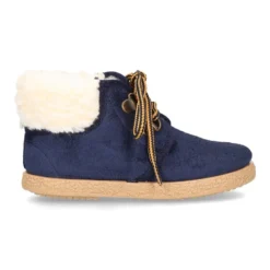 Botitas casual tipo montaña con cordones y BORREGO en Serratex.