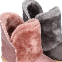 Botitas niños con diseño con PELO en Serratex estampado..