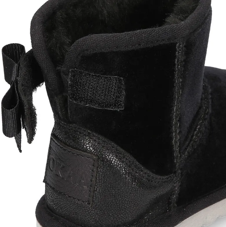 Botitas tipo Australianas niña en terciopelo negro con diseño GATITO.