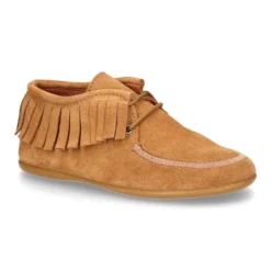 Botita tipo Wallabee con cordones y FLECOS en serraje.