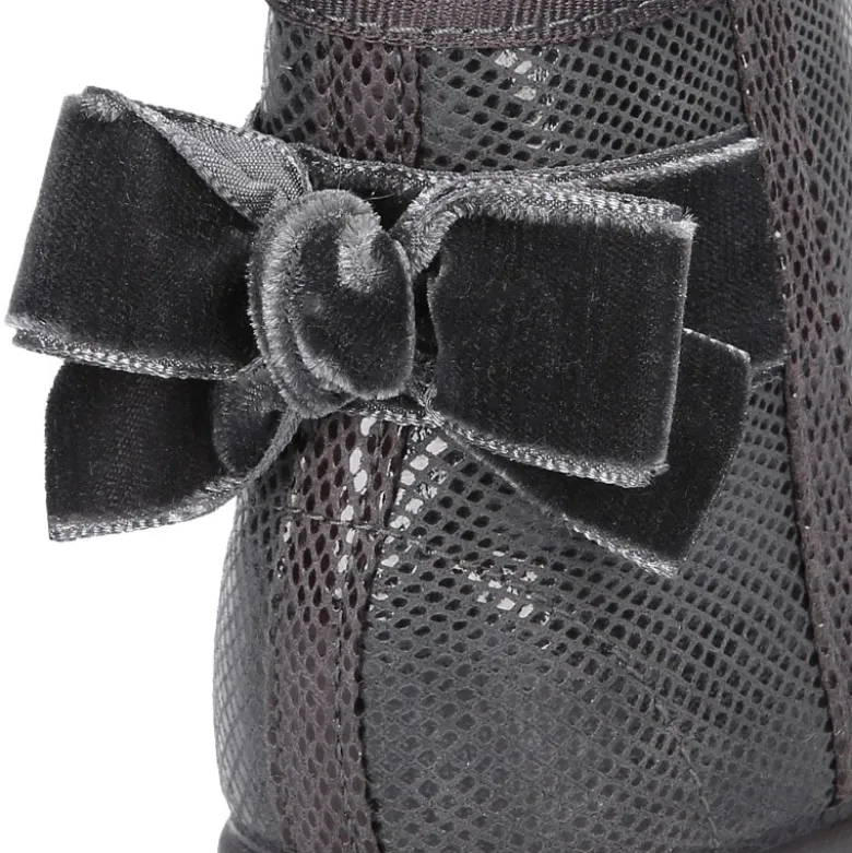 Botín niña con LAZO de terciopelo en Serratex estampado COBRA.