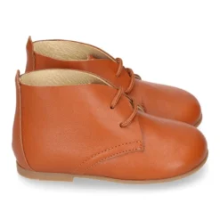 Botín niños pequeños con cordones en piel napa CUERO.