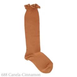 CALCETÍN ALTO PUNTO LISO CON PUNTILLA EN PUÑO DE CONDOR.