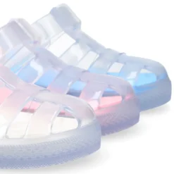 Cangrejera niños con cierre adherente tipo tenis CRISTAL para Playa y Piscina.