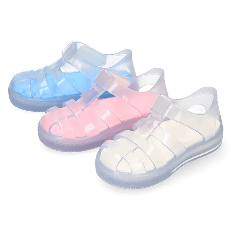 Cangrejera niños con cierre adherente tipo tenis CRISTAL para Playa y Piscina.