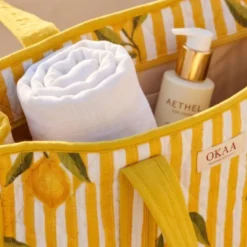 Colección Lemon Breeze Mediterráneo – Tote Bag + Neceseres Acolchados
