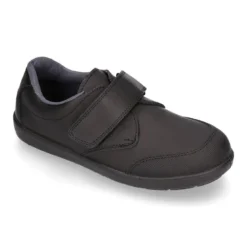 Colegial niños tipo Blucher sin cordones y con puntera en piel lavable.